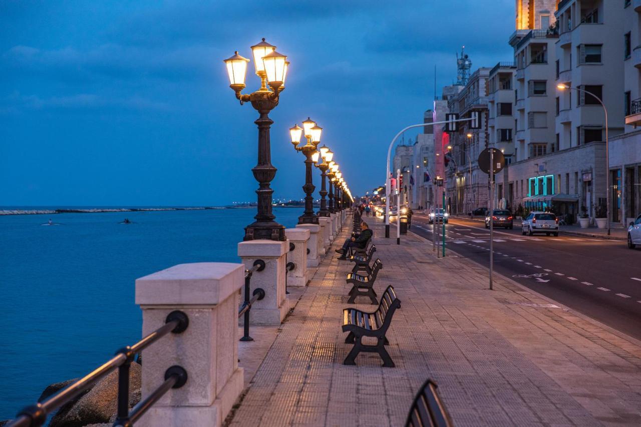 Apartamento Casa Dei Visionari Bari Exterior foto